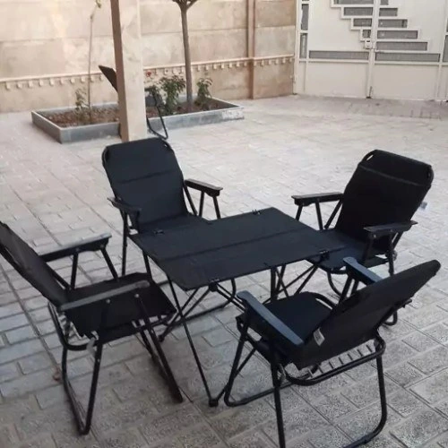 ست چهار نفره صندلی ساحلی تاشو و میز مسافرتی